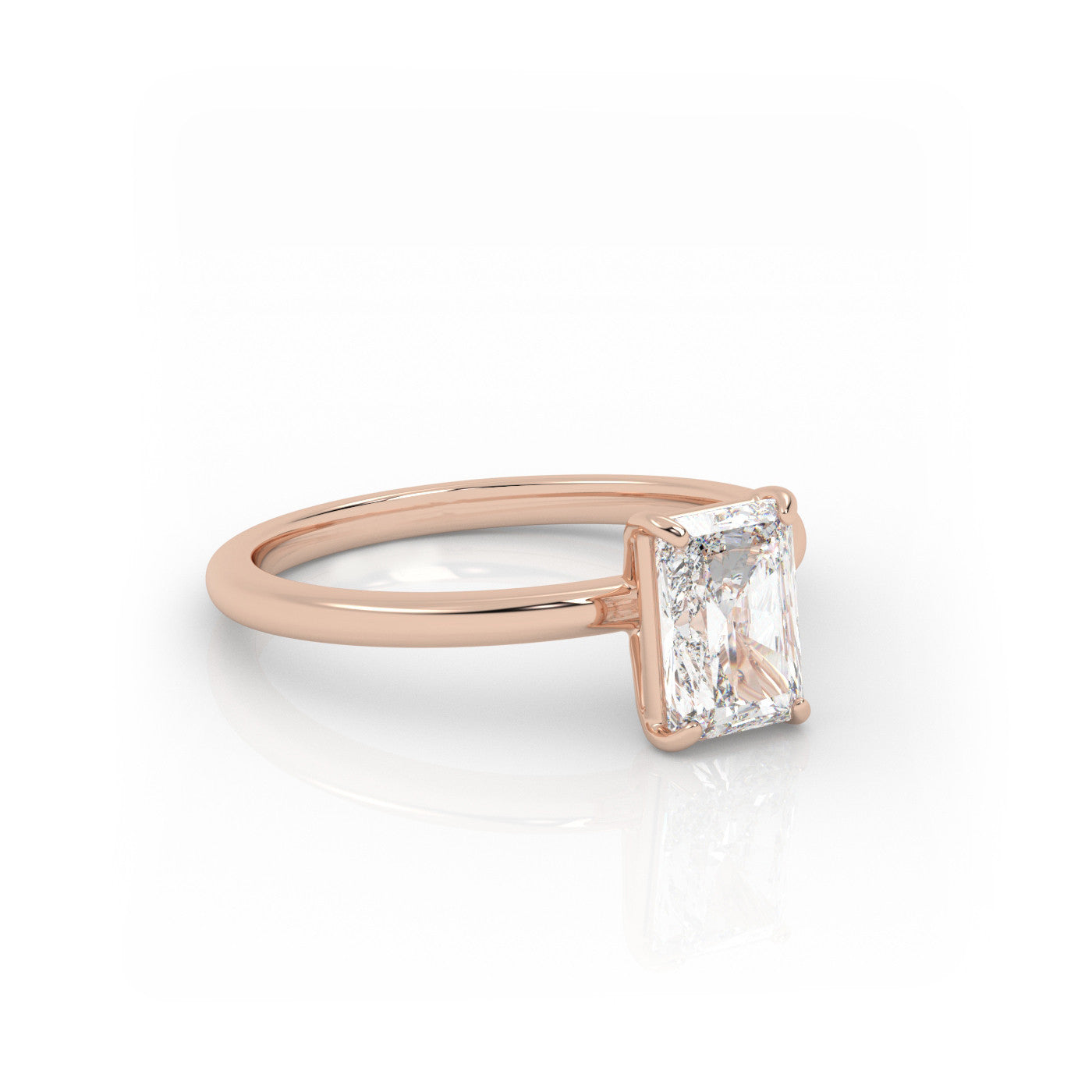 Pierścionek Zaręczynowy Solitarny z Różowego Złota 18k z Diamentem o Szlifie Radiant