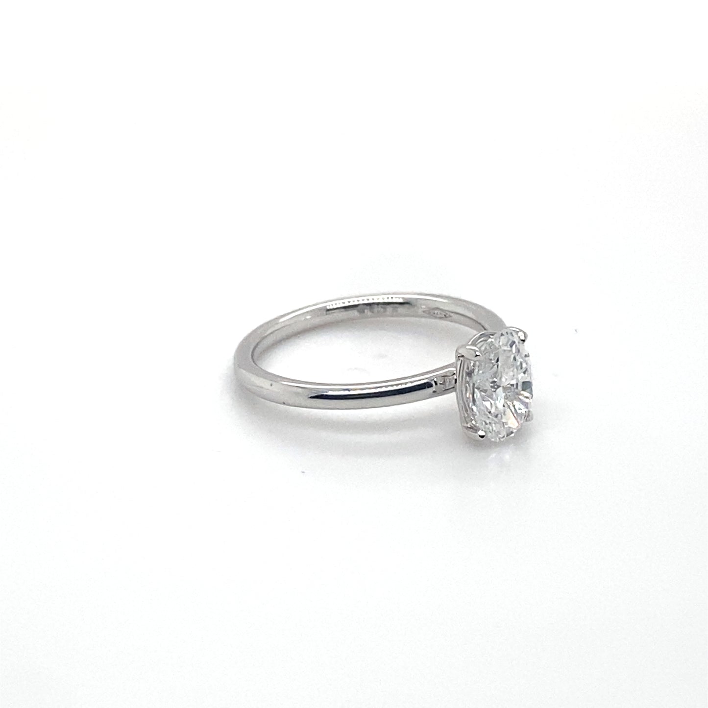 Pierścionek z Białego Złota 18k z 1.10 ct Owalnym Diamentem