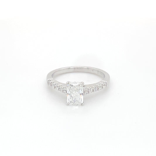 Pierścionek z Białego Złota 18k z Radiantem 1.05 ct i Osadą Pavé 0.62 ct