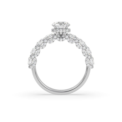 Pierścionek z Białego Złota 18k z Laboratoryjnym Okrągłym Diamentem, Bocznymi Diamentami i Diamentami Pod Pazurami