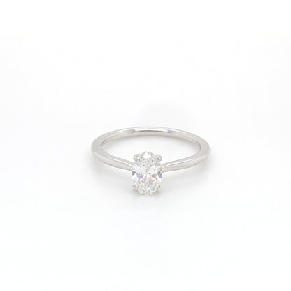 Pierścionek Solitarny z Białego Złota 18k z Owalnym Diamentem 0.65 ct