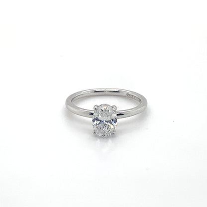 Pierścionek z Białego Złota 18k z 1.10 ct Owalnym Diamentem